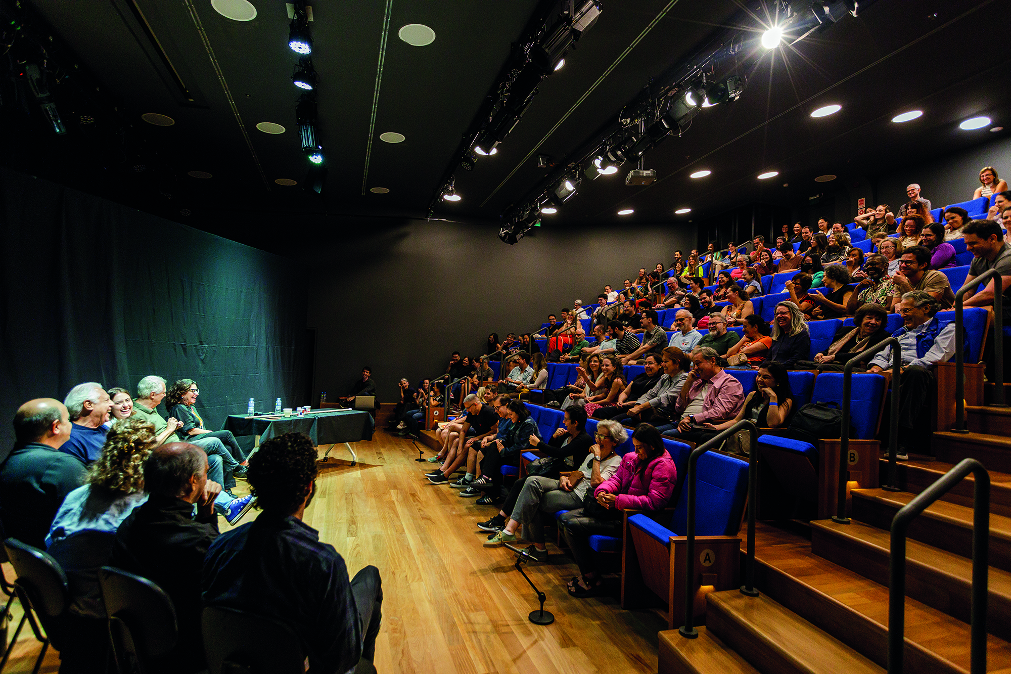 Como de costume, antes da estreia, ele promove ensaios abertos: a ideia é criar proximidade do público com o teatro. - Foto: Renata D’Almeida