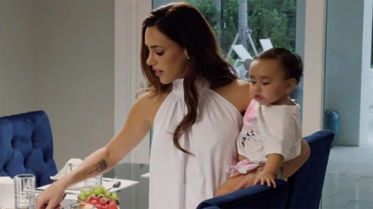 Bruna Biancardi surge em mansão de R$ 30 milhões nos Estados Unidos com a família