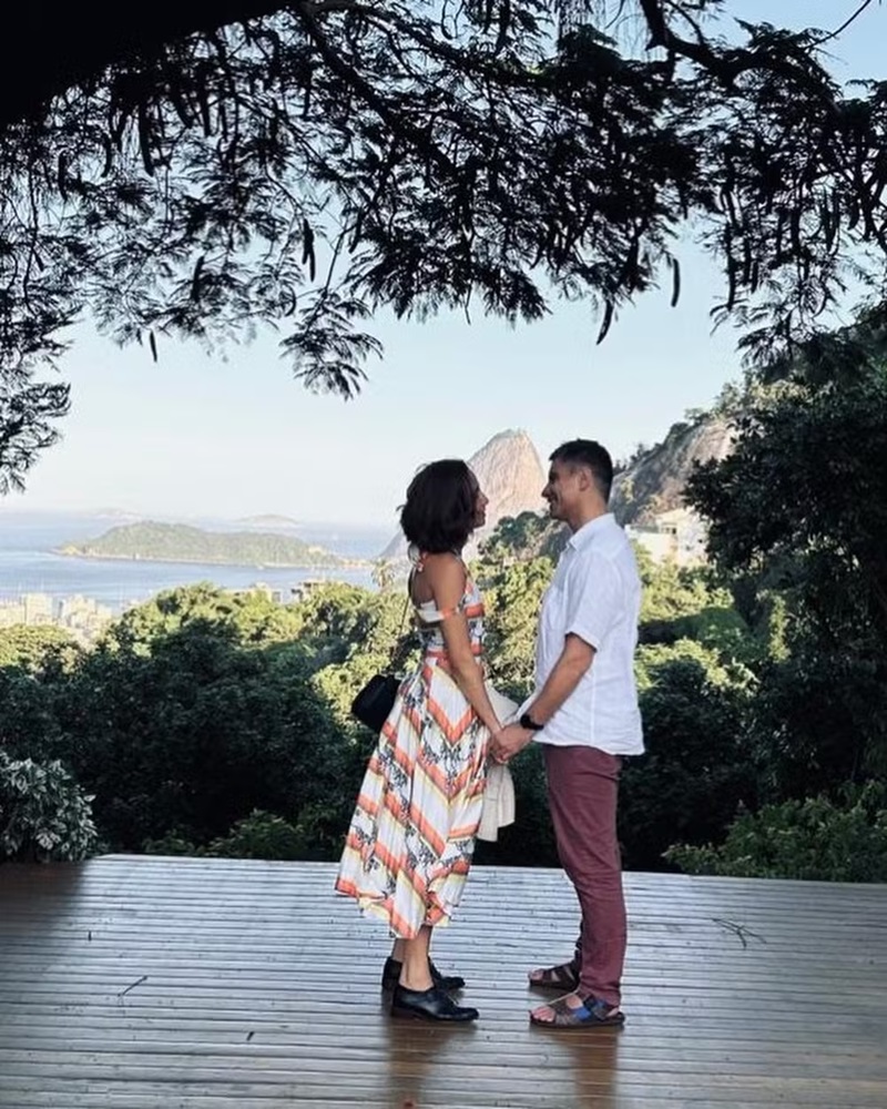 Camila Pitanga e Patrick Pessoa — Foto: Instagram