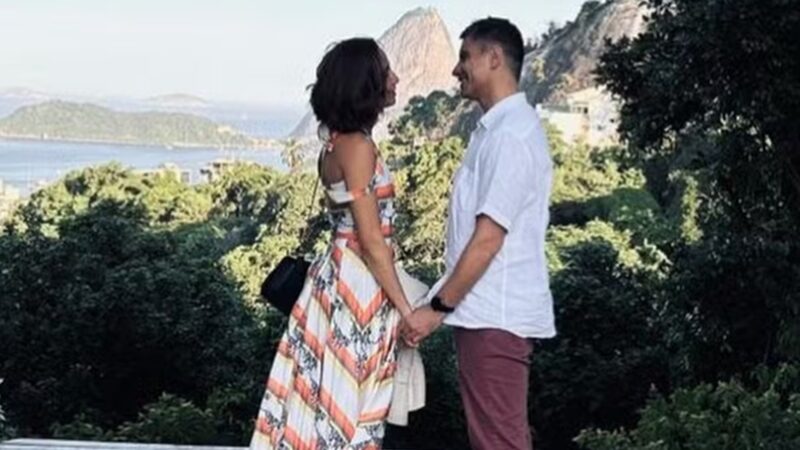 Camila Pitanga e Patrick Pessoa — Foto: Instagram