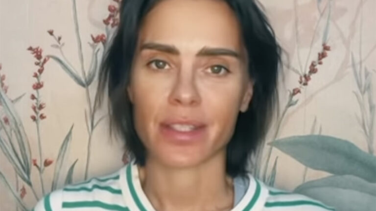 Carolina Dieckmmann lista os sintomas que teve antes de ser internada