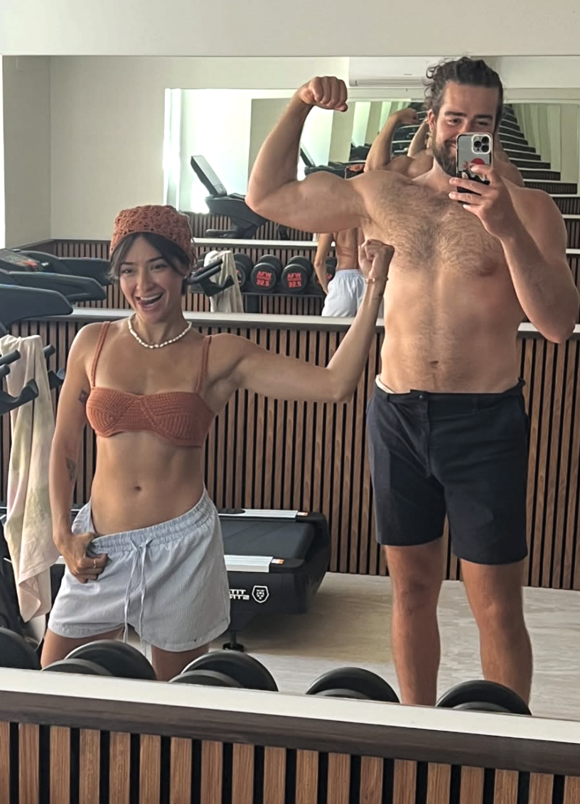 Carolina Oliveira e Harry - Foto: Reprodução / Instagram