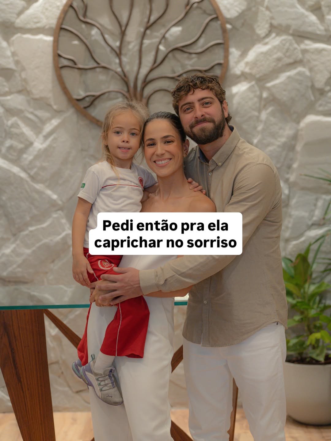 Eike Duarte e Natália Vivacqua oficializaram a união - Foto: Reprodução / Instagram @nataliavivacqua @paraquett
