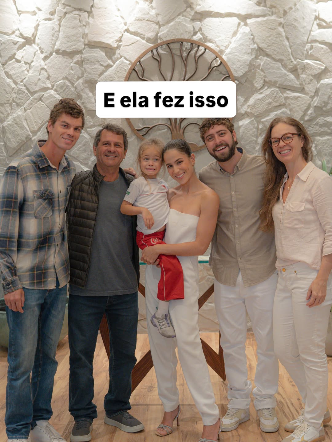 Eike Duarte e Natália Vivacqua oficializaram a união - Foto: Reprodução / Instagram @nataliavivacqua @paraquett