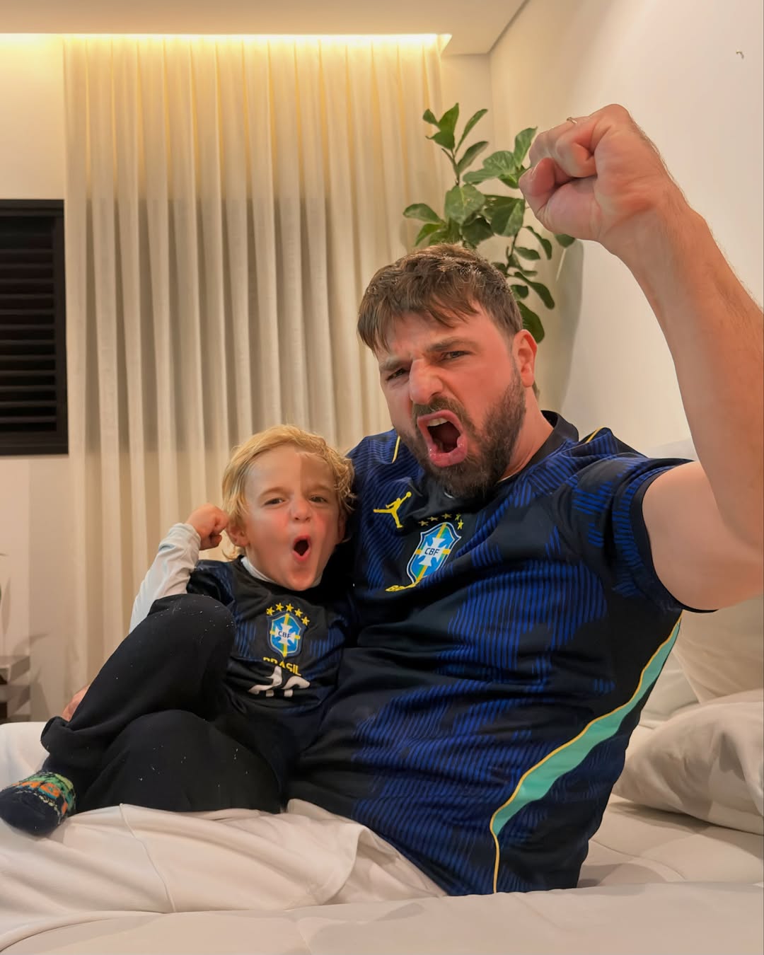 Cássio Reis com o filho caçula, Romeo - Foto: Reprodução / Instagram @cassioreis