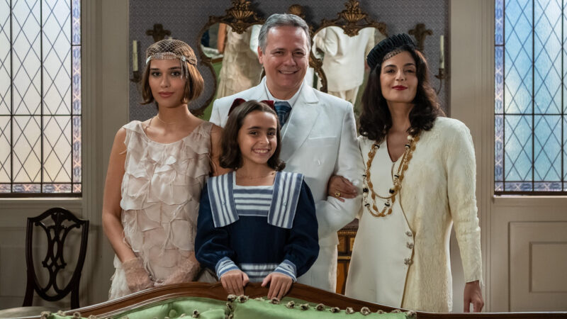 Theresa Fonseca, Danton Mello, Emanuelle Araújo e Antonella Benvenuti - Foto: Globo / Estevam Avellar