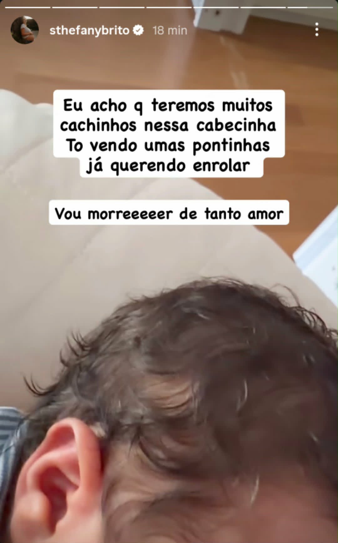 Sthefany Brito mostra detalhe no cabelo do filho - Foto: Reprodução/Instagram