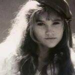 Reconhece? Criança da foto hoje tem 51 anos e faz parte do elenco de Quem Ama Cuida