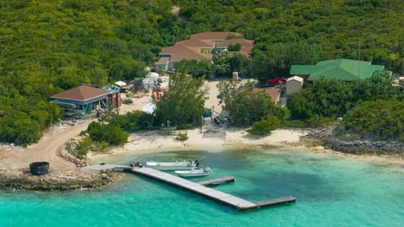 Aniversariante do dia, estrela do cinema tem patrimônio de mais de R$ 700 milhões e ilha milionária nas Bahamas