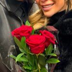 Cantora celebra 9 anos de relacionamento com fotos raras ao lado do marido: ‘Amor da minha vida’