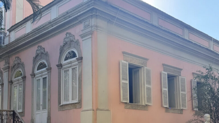 Antiga mansão de ancestral de atriz da Globo virou museu e guarda história centenária