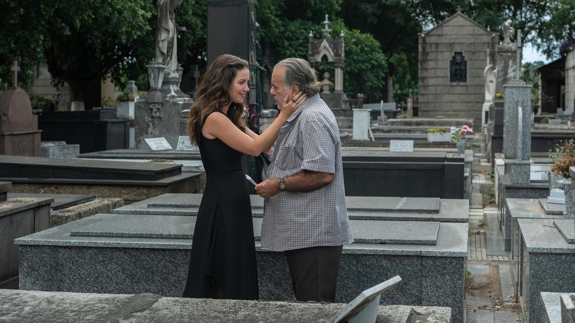 Francesca e Otoniel em cena de Quem Ama Cuida - Foto: Globo / Estevam Avellar