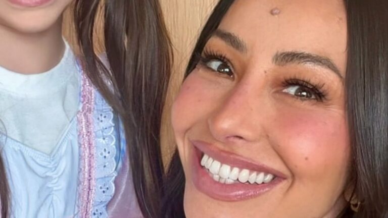 Aos 7 anos, filha de Sabrina Sato chama atenção com look junino encantador