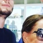 Longe das novelas há 8 anos, atriz encanta ao exibir foto rara com os dois netos: ‘Amor puro’
