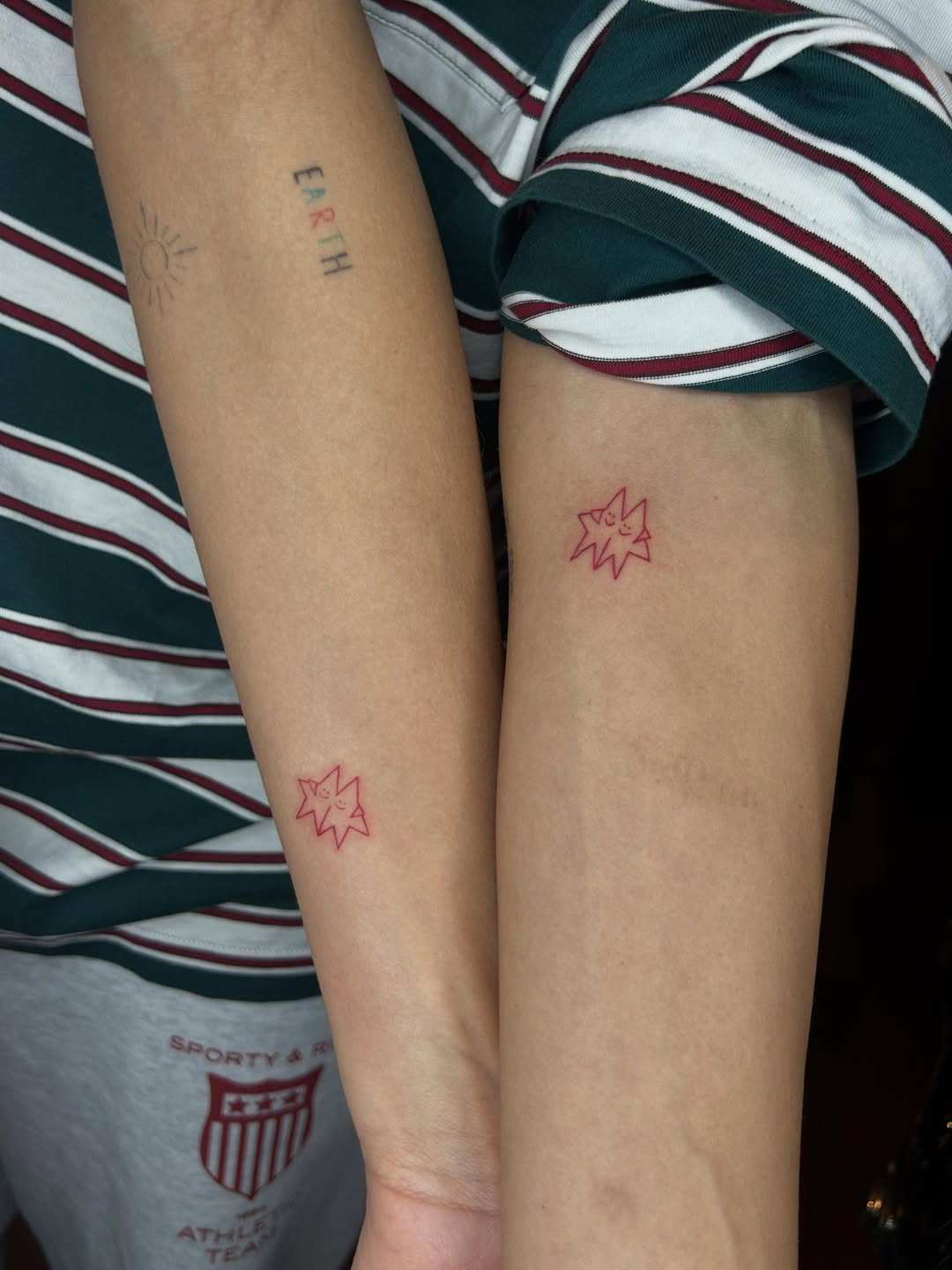 Tatuagens de Sasha Meneghel e Bruna Marquezine - Foto: Reprodução / Instagram @klein_tatua