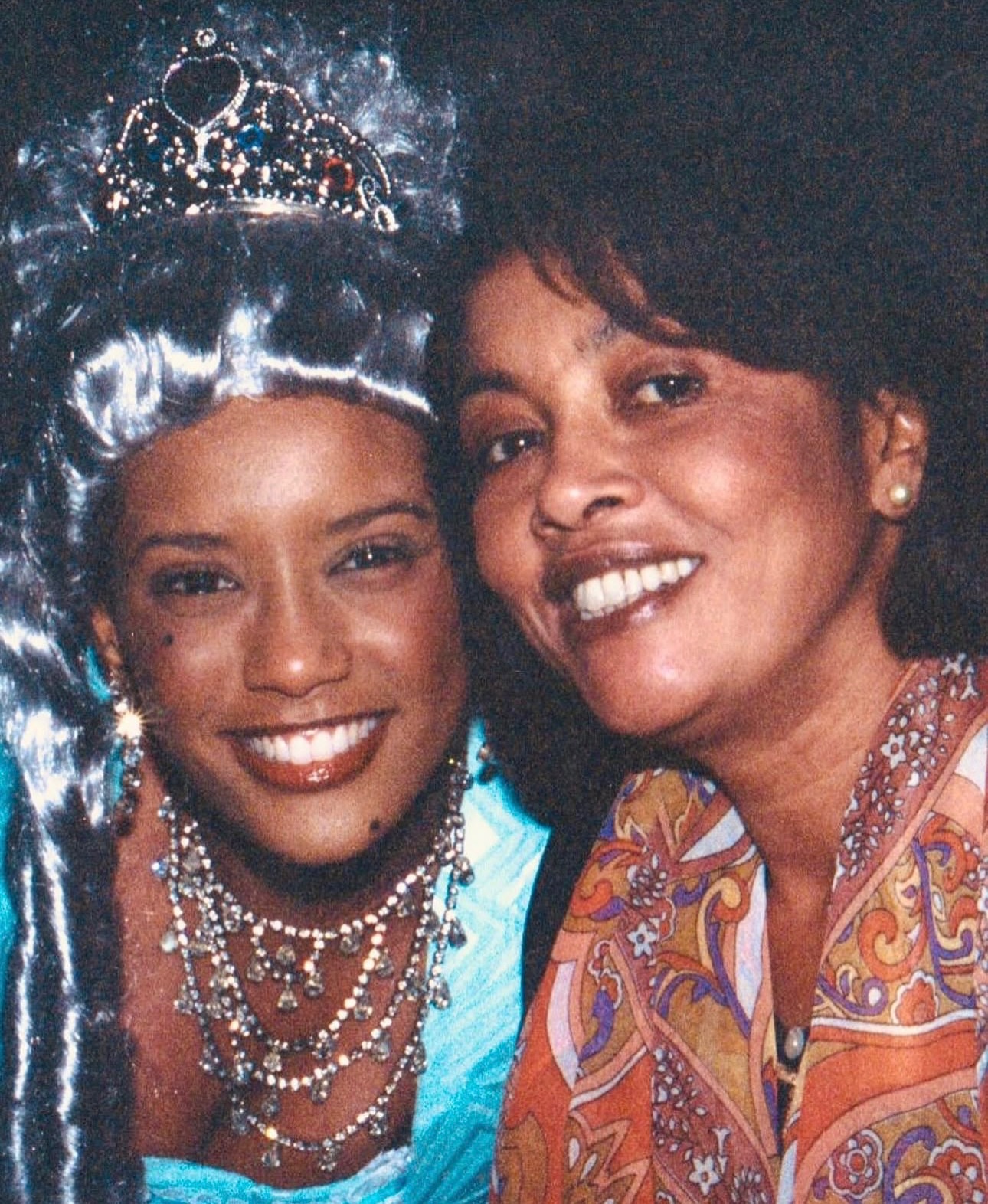 Taís Araujo com a mãe, dona Mercedes - Foto: Reprodução / Instagram @taisdeverdade