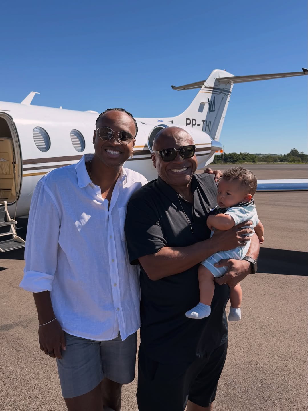 Jato de Thiaguinho já apareceu em fotos da família dele - Foto: Reprodução / Instagram