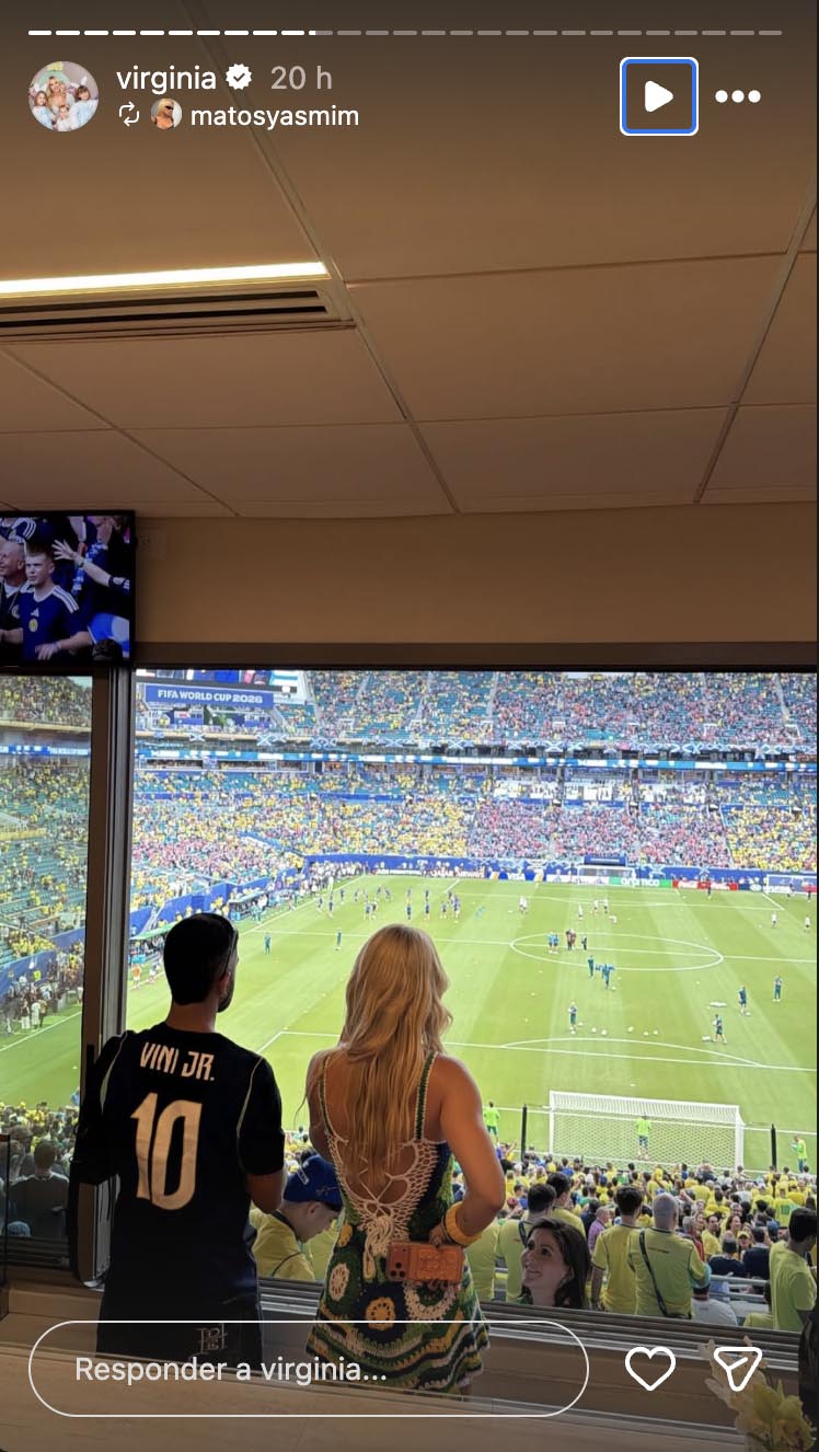 Virginia no jogo do Brasil com amigos - Foto: Reprodução / Instagram