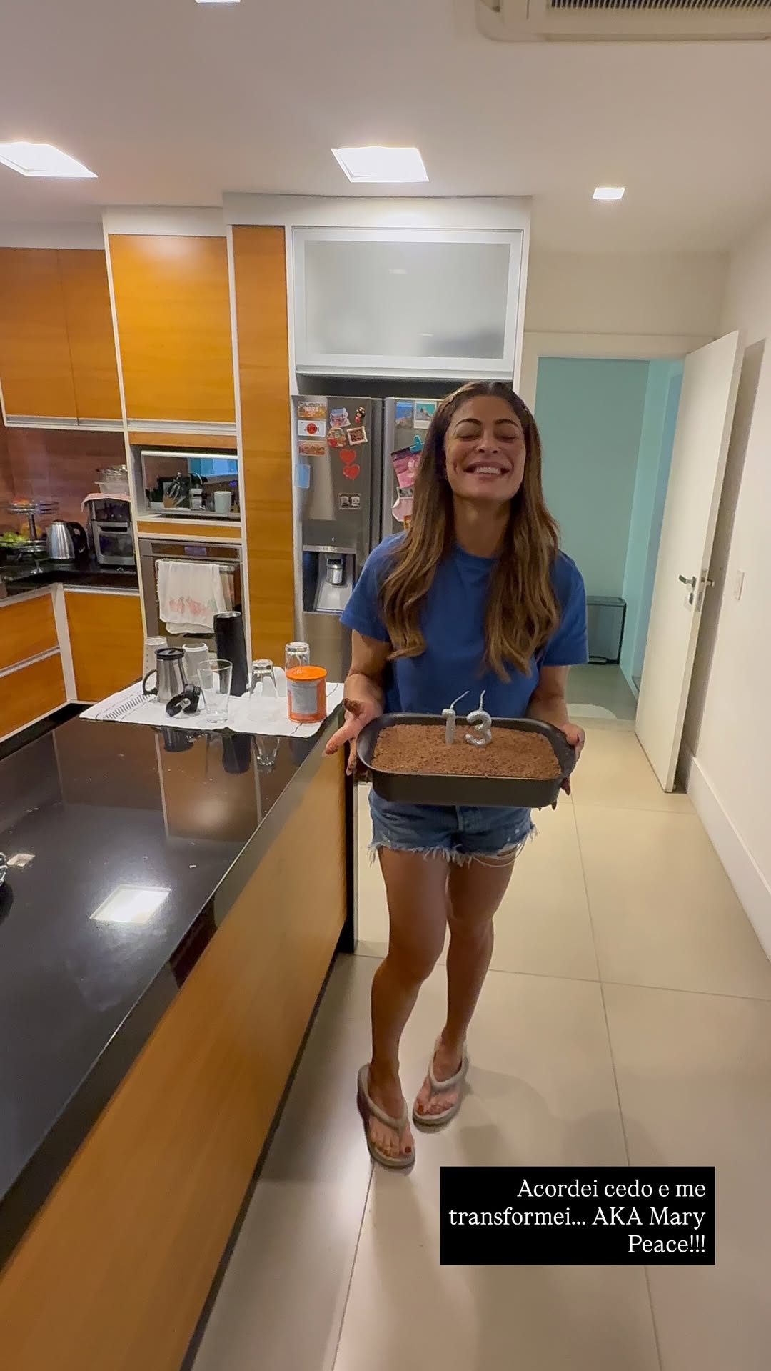 Juliana paes faz bolo para aniversário do filho — Foto: Reprodução/Instagram