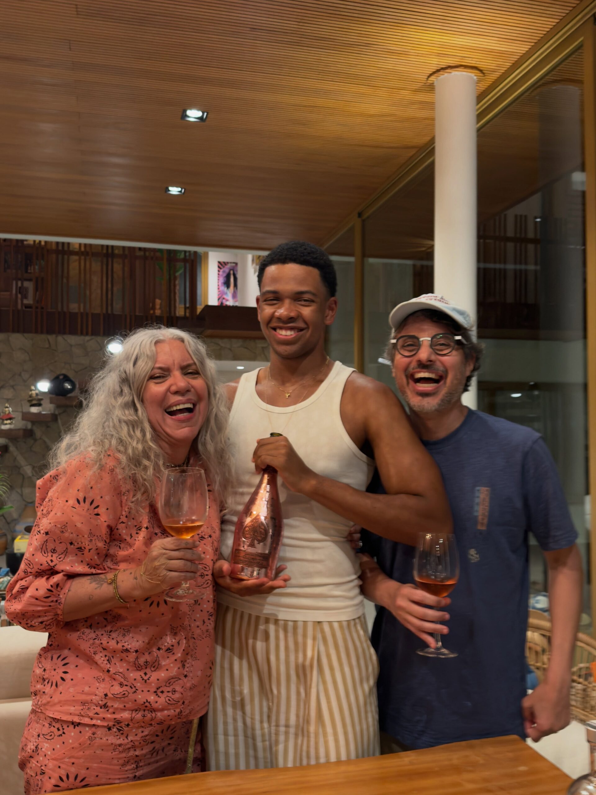 Astrid Fontenelle comemora aniversário de 18 anos de Gabriel — Foto: Reprodução/Instagram