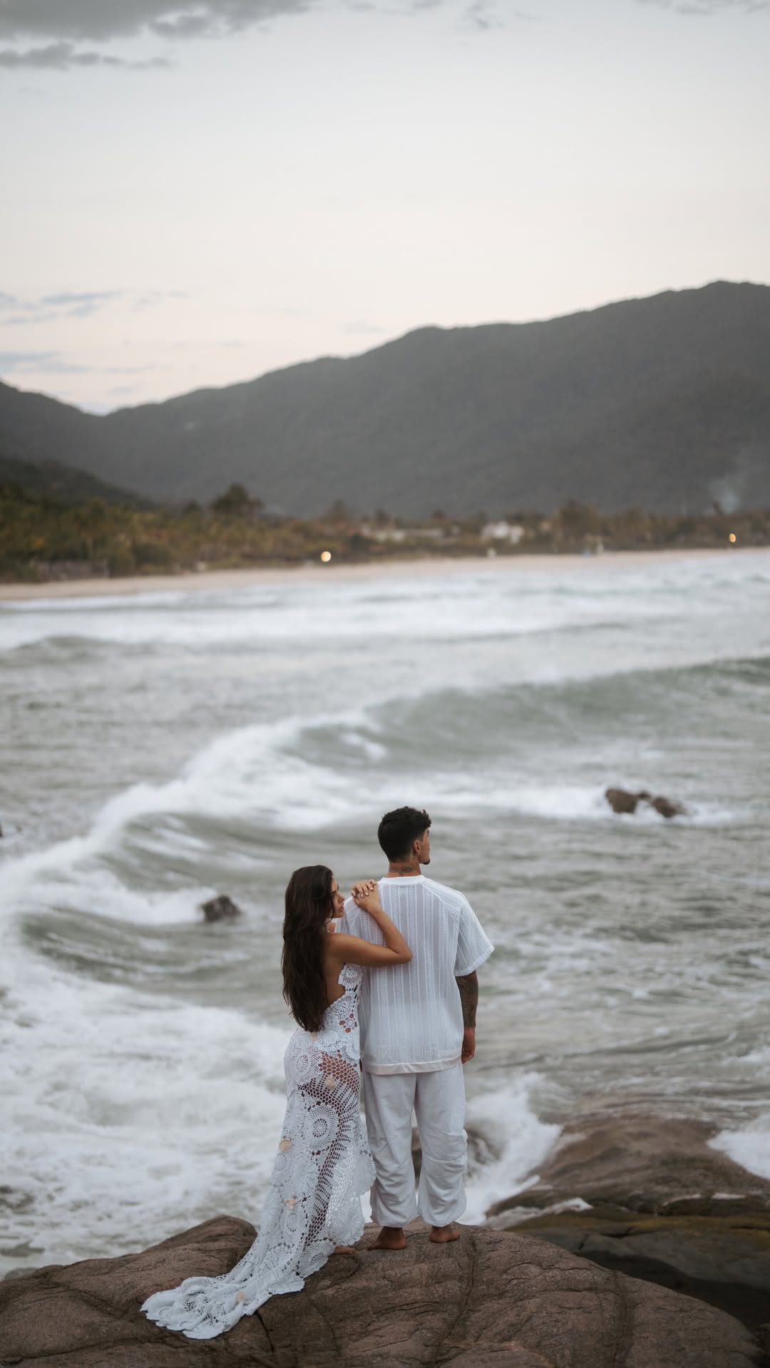 Gabriel Medina e Isabella Arantes - Foto: Instagram