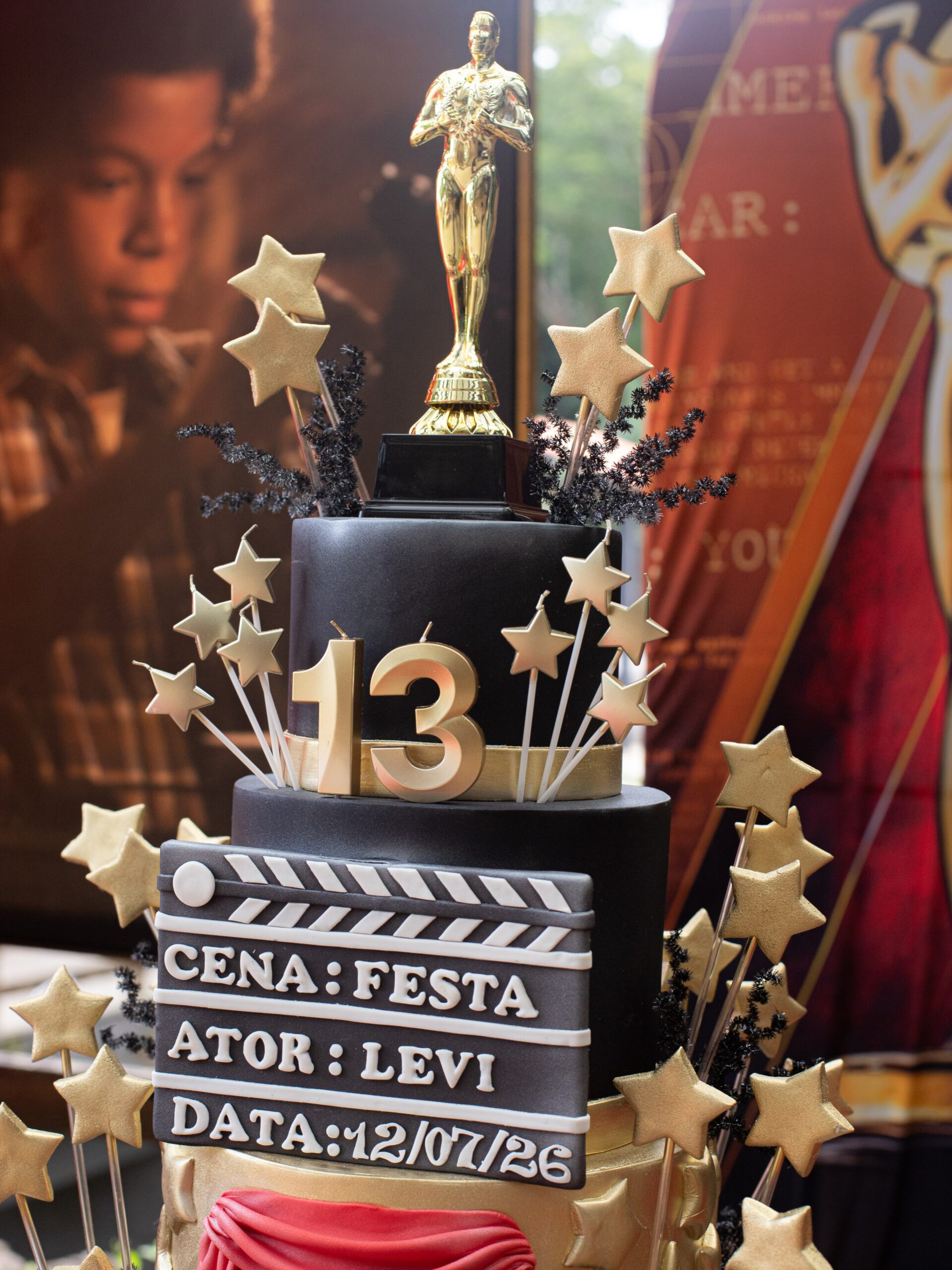 Bolo do aniversário de Levi Asaf - Foto: Reprodução / Instagram @leviasafoficial / Shall Fotografia @shallfotografia