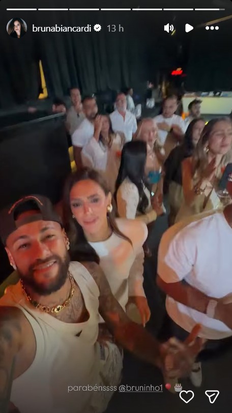 Neymar Jr e Bruna Biancardi curtem aniversário de Bruninho do Vôlei - Foto: Reprodução / Instagram @brunabiancardi 