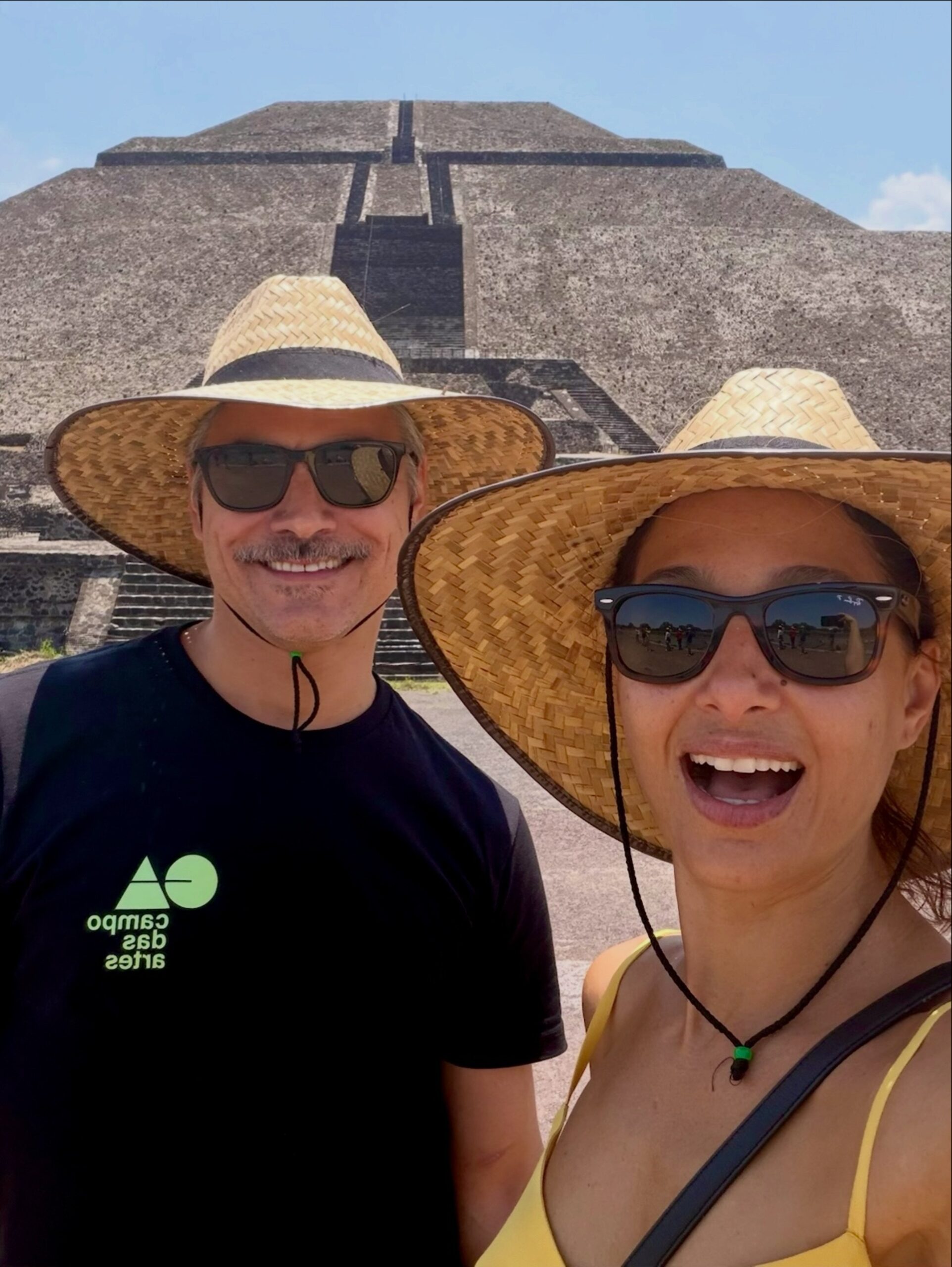 Camila Pitanga com o noivo, Patrick Pessoa - Foto: Reprodução / Instagram @caiapitanga