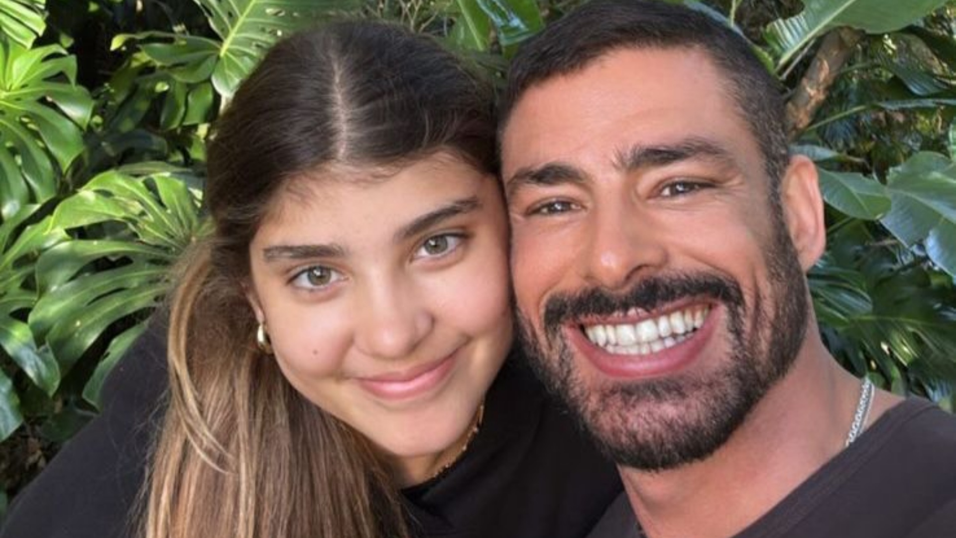 Cauã Reymond com a filha