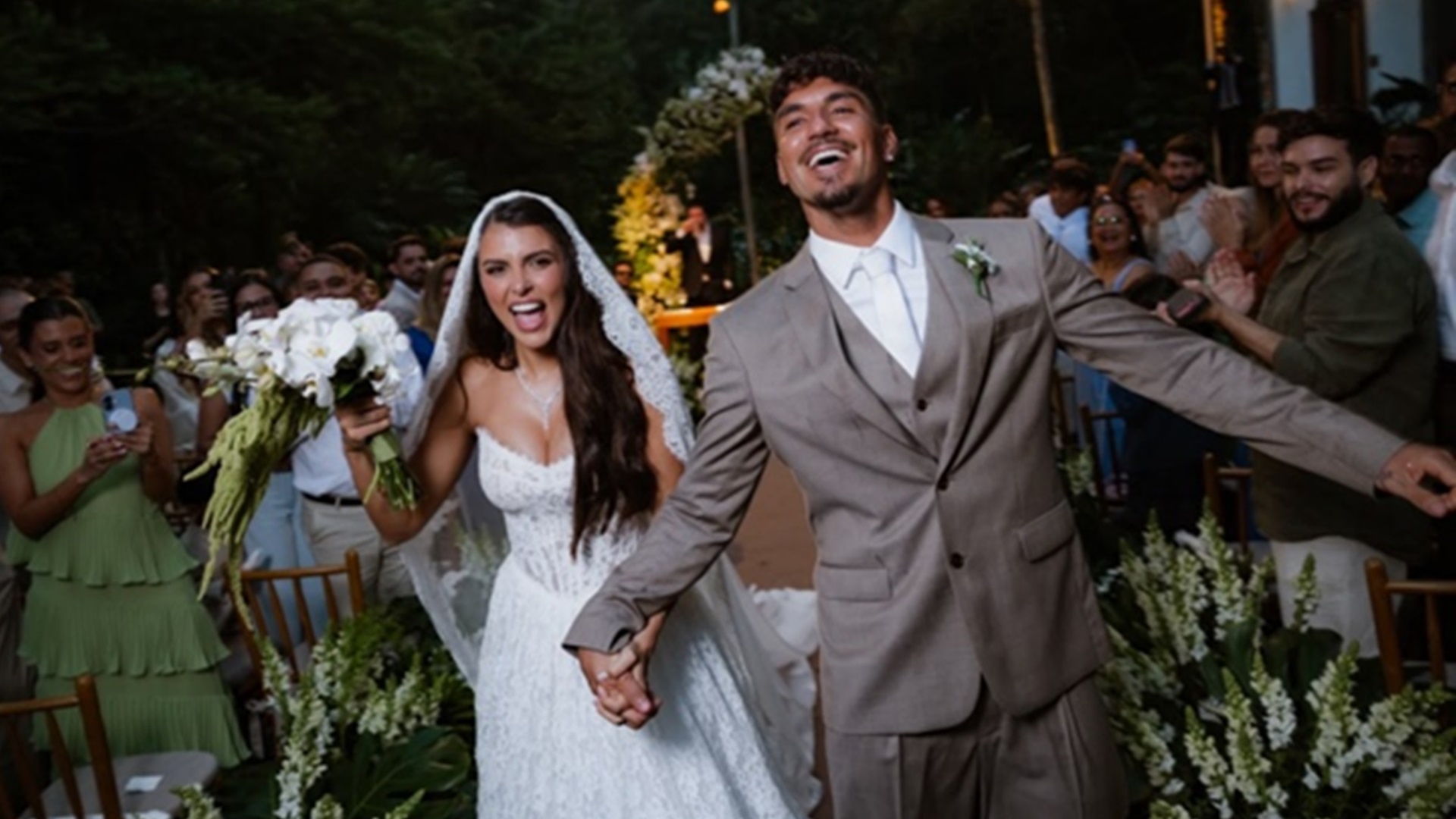 Gabriel Medina e Isabella Arantes se casam – Foto: Torin Zanete