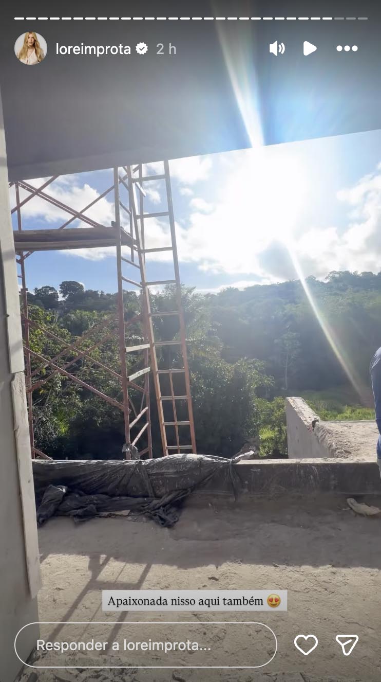 Lore Improta mostra a obra em sua mansão - Foto: Reprodução / Instagram