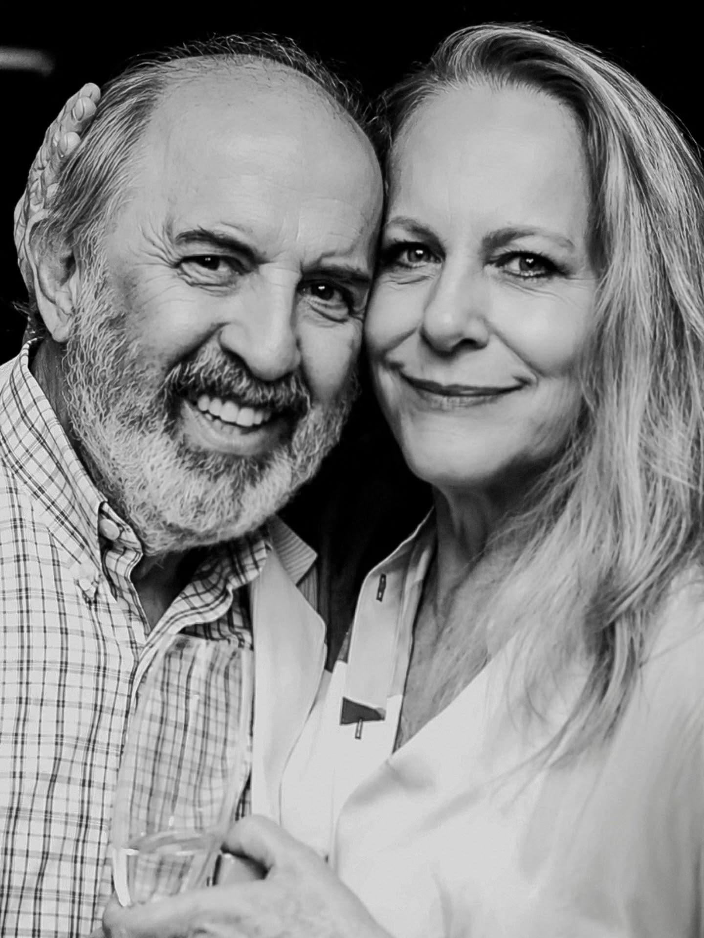 Os atores Lucinha Lins e Claudio Tovar são casados há quase 5 décadas - Foto: Reprodução / Instagram @lucinhalinsoficial