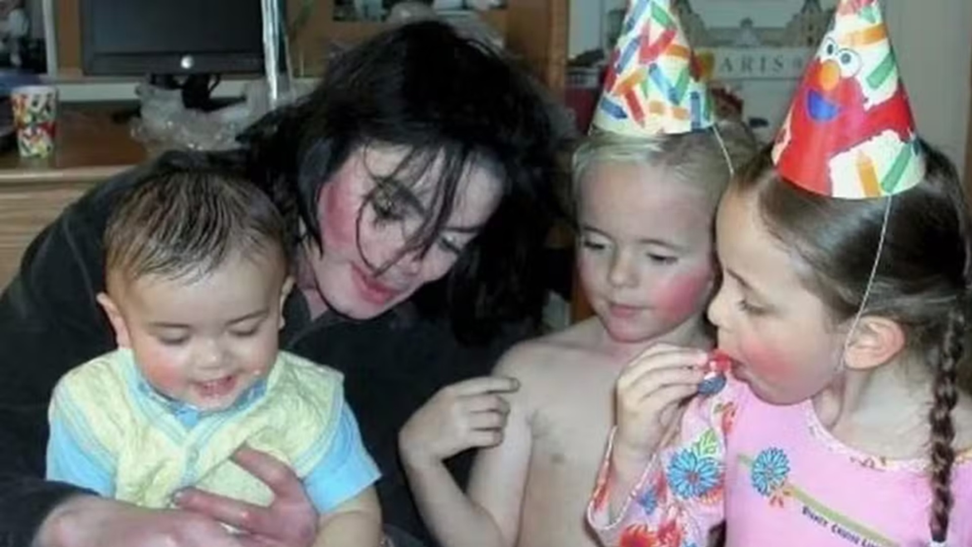 Michael Jackson e os filhos Paris, Prince e Bingi — Foto: Reprodução/Instagram Prince Jackson