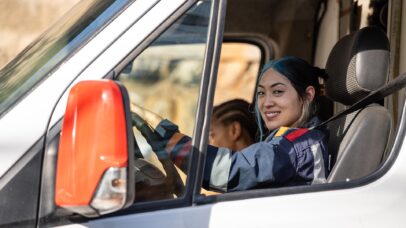 A experiência de Ana Hikari como motorista de ambulância: 'Adrenalina lá no alto'