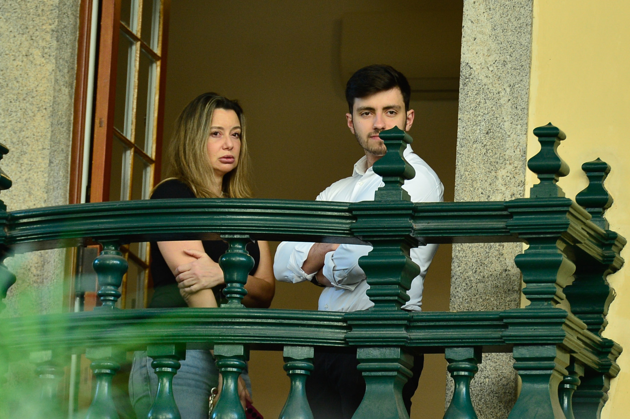 Fernanda Balleroni e Fernando Faria, neta a bisneto de Laura Cardoso — Foto: Eduardo Martins | Brazil News