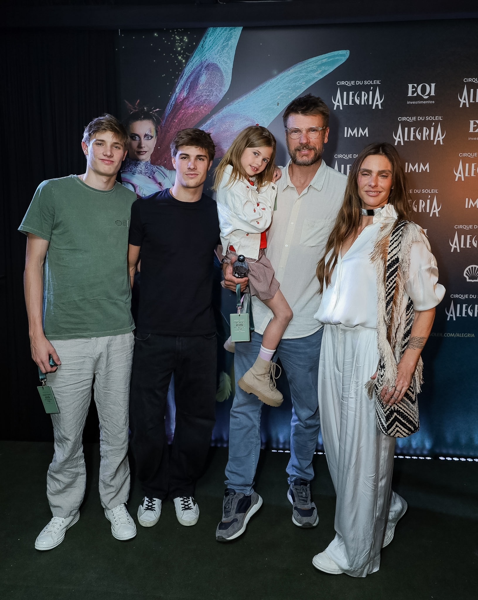 Fernanda Lima e Rodrigo Hilbert com os filhos - Foto: Clayton Felizardo/ Brazilnews