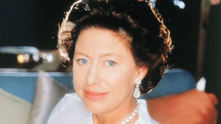 Você sabia? Princesa Margaret desenvolveu hábito que chegou a se repetir 60 vezes por dia