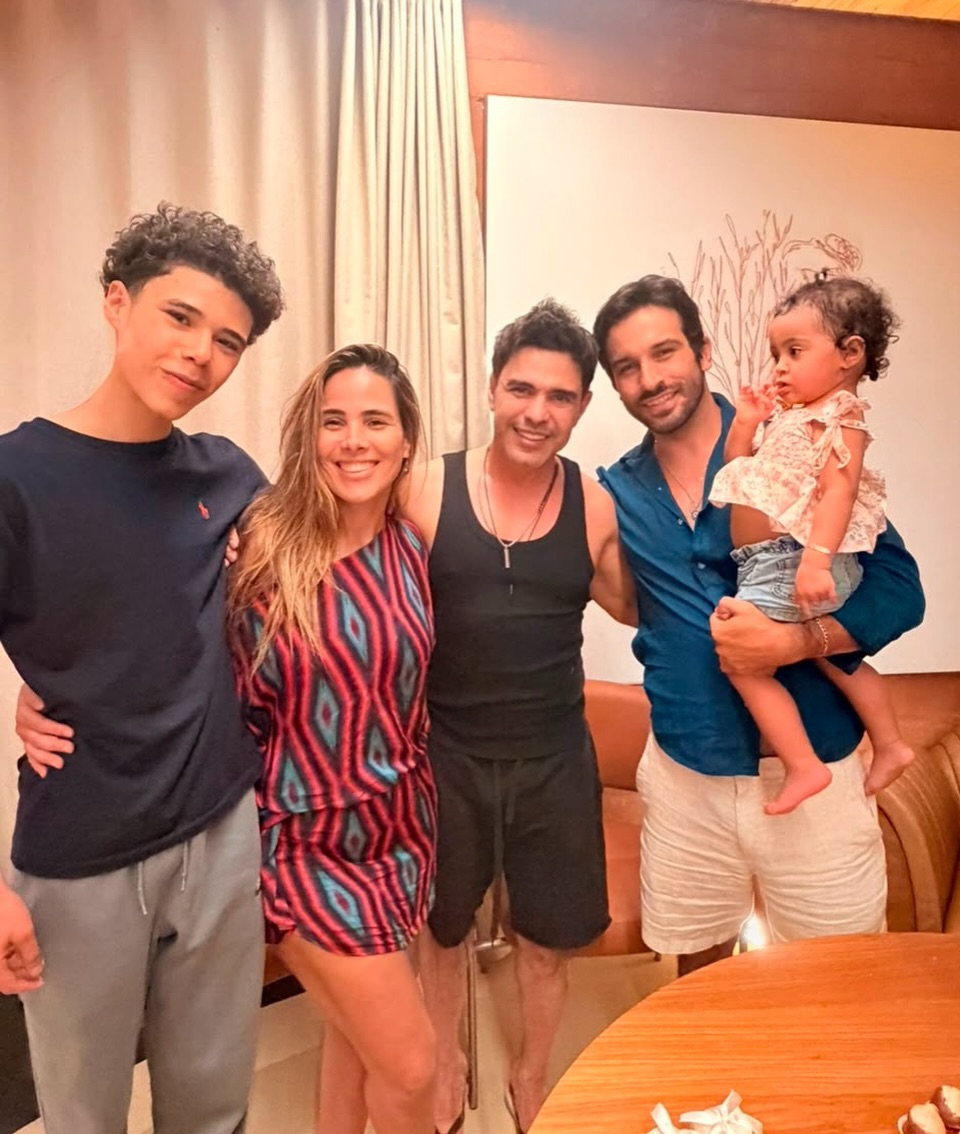 Zezé Di Camargo celebra aniversário ao lado da família - Foto: Instagram 