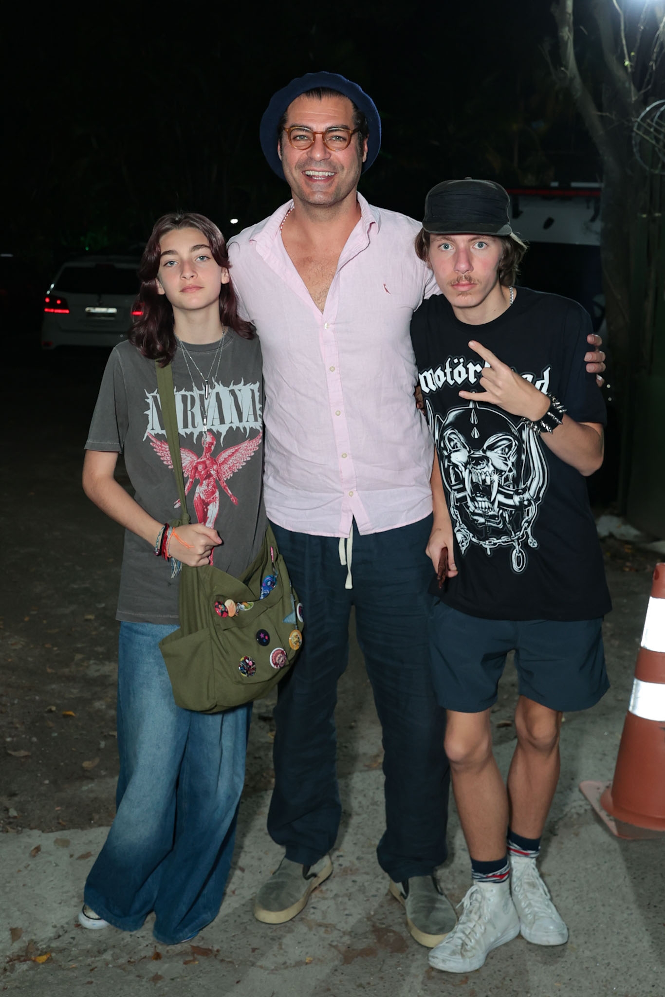 Thiago Lacerda com os filhos Pilar e Gael - Foto: Victor Chapetta/BrazilNews