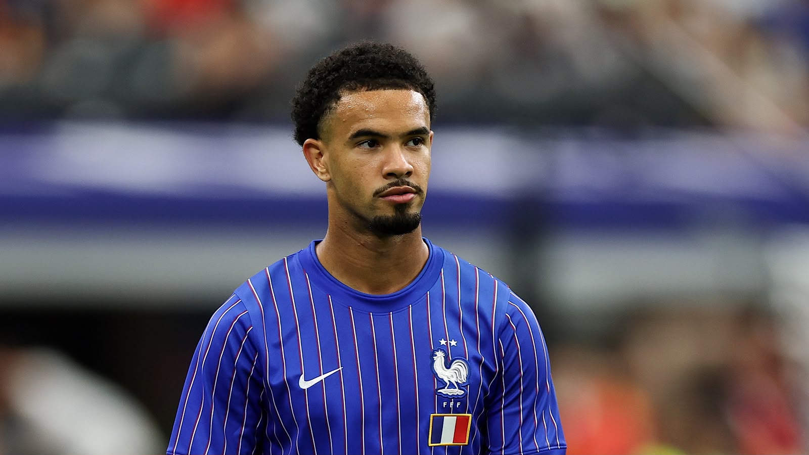 Warren Zaïre-Emery é o jogador mencionado no texto - Foto Omar Vega/Getty Images