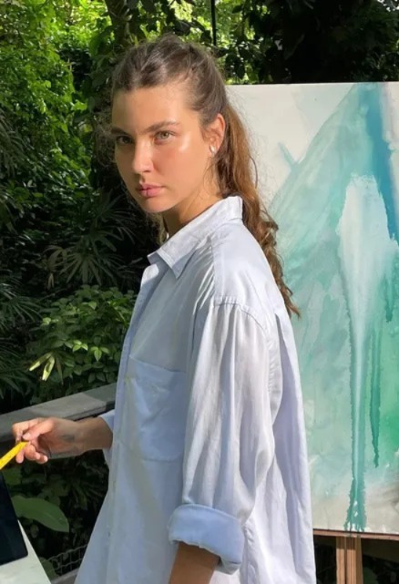 Alanis Guillen ajudou o Retiro dos Artistas com tela autoral - Foto: Divulgação / O Globo