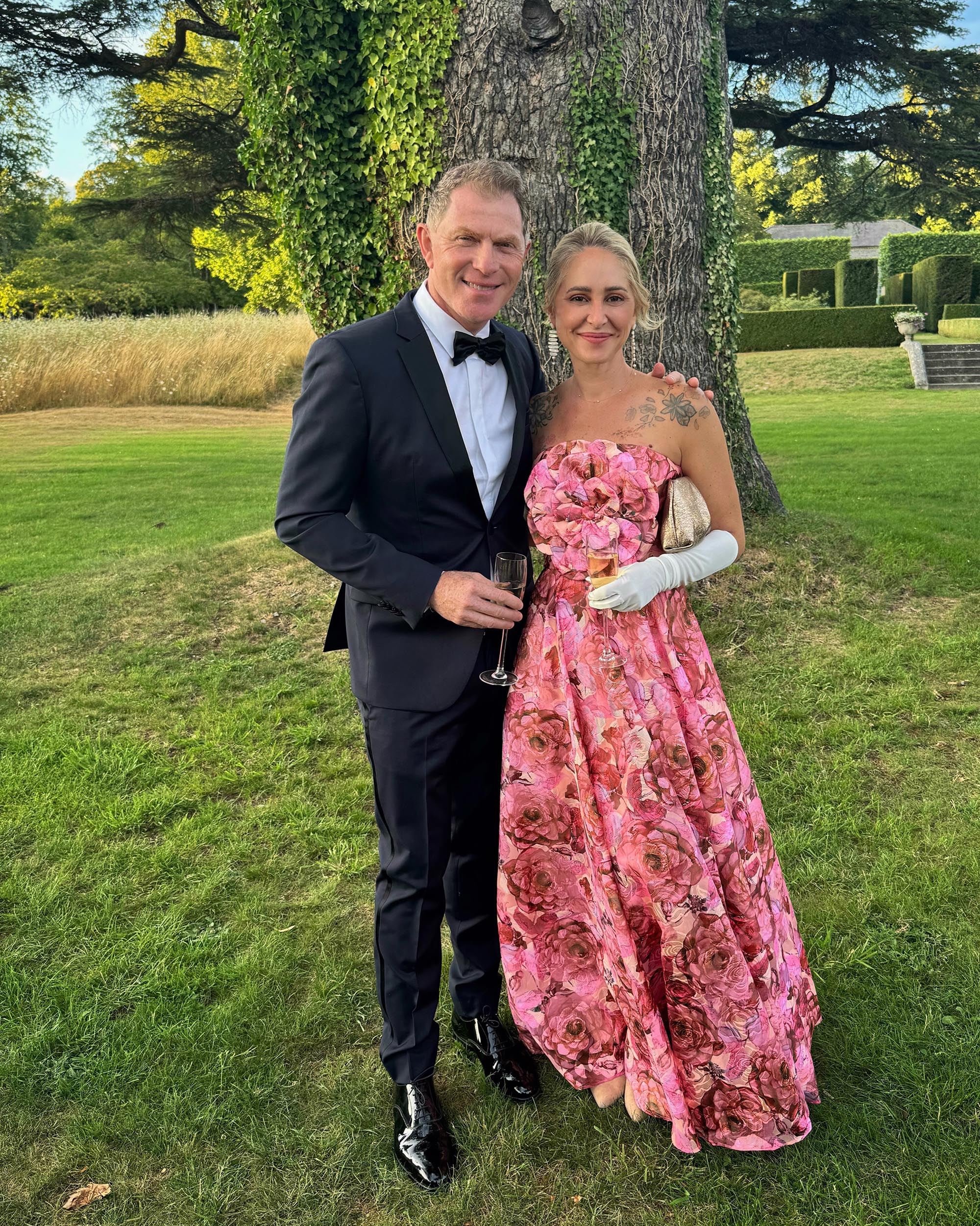 Bobby Flay com a namorada, Brooke Williamson - Foto: Reprodução / Instagram