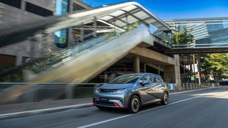 BYD tem melhor mês da história no Brasil e Dolphin GS assume liderança inédita nas vendas varejo