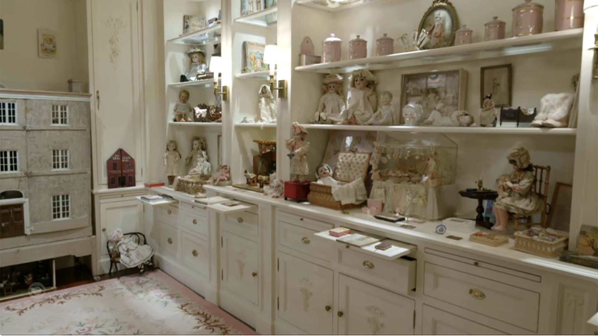 Porão da casa de Barbra Streisand - Foto: Reprodução / The Late Show