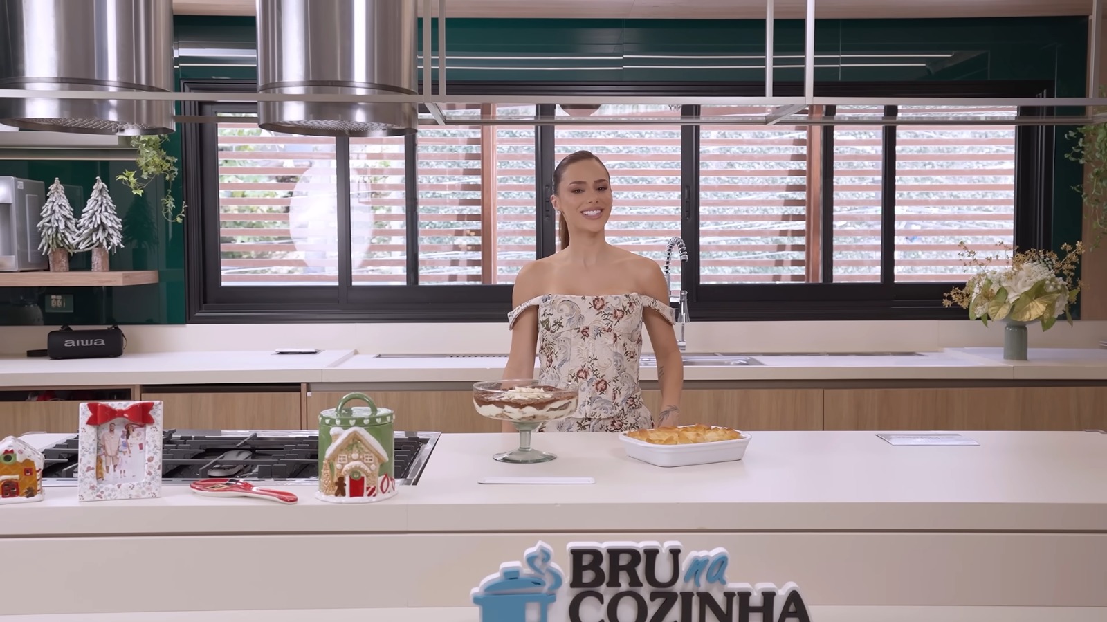 Cozinha da mansão de Bruna Biancardi e Neymar Jr em Santos - Foto: Reprodução / YouTube 
