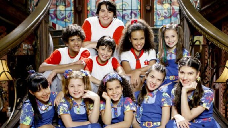 Aos 28 anos, ex-Chiquititas comemora papel como filha de Alinne Moraes e Thiago Lacerda em Por Você