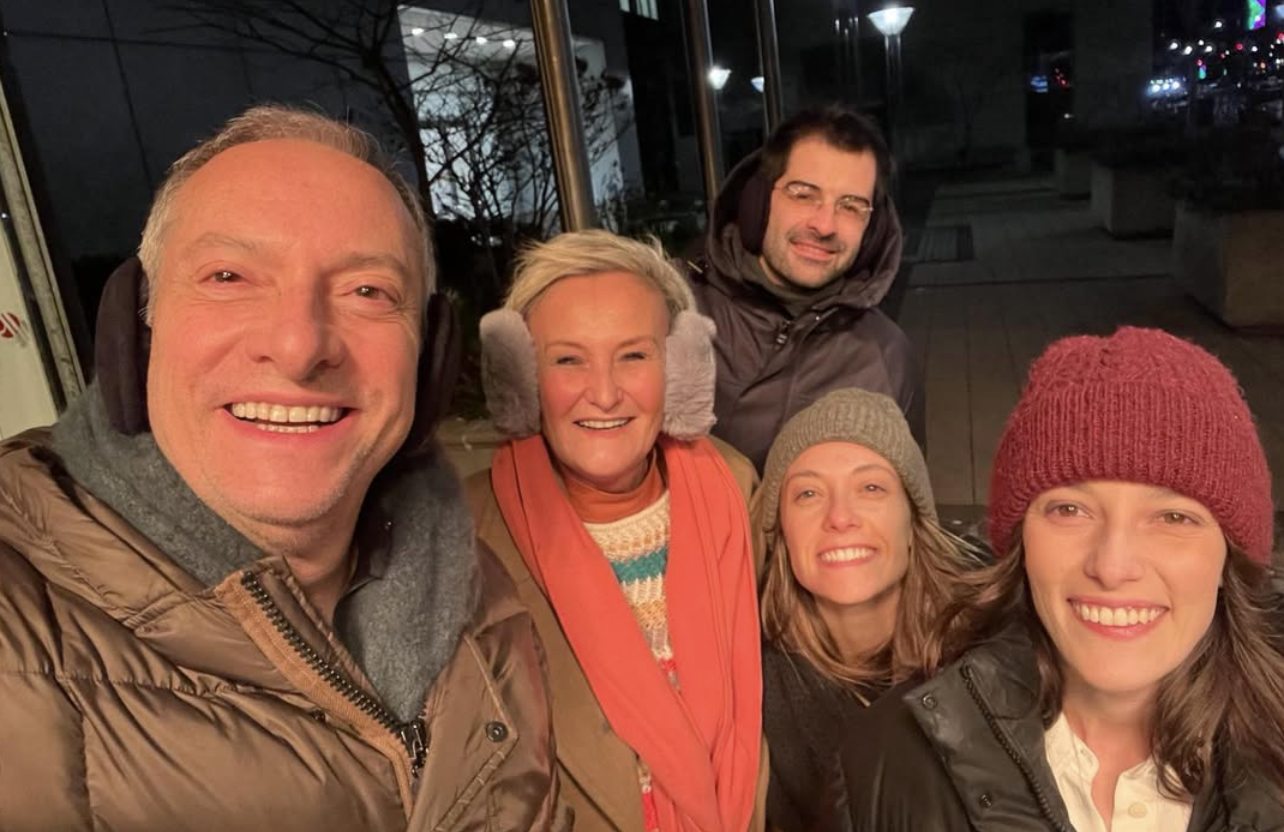 José Roberto Burnier com a esposa e as filhas - Foto: Reprodução / Instagram