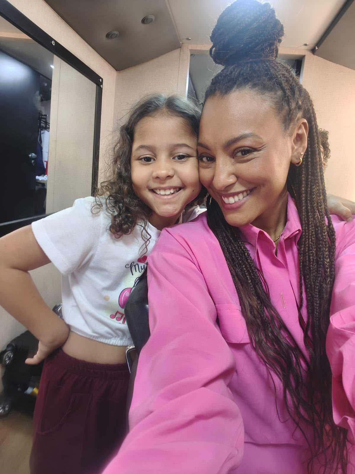 Laura Chuff e Sheron Menezzes estão no elenco de ‘Por Você’ - Foto: Divulgação