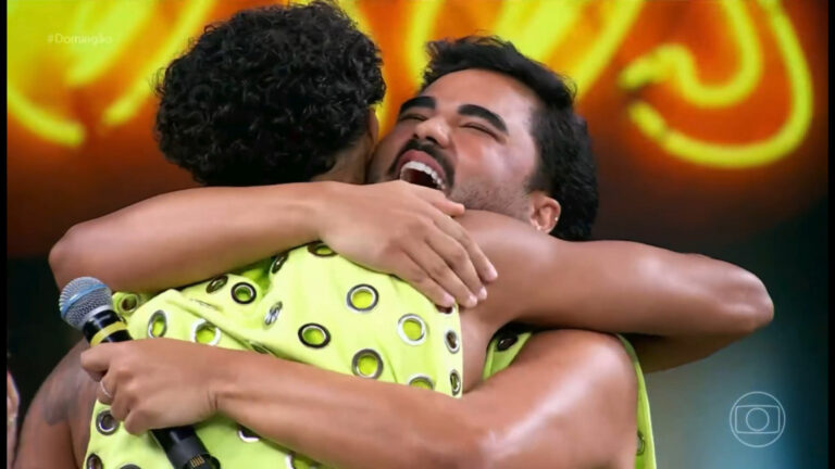 MC Livinho e Lucas Guedez protagonizam reconciliação no palco da Dança dos Famosos: 'Quer ser meu amigo?'