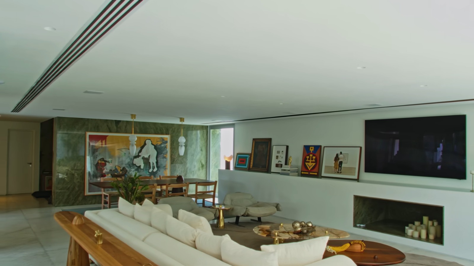 Mansão de João Vicente de Castro no Rio de Janeiro - Foto: Reprodução / YouTube / Casa Vogue Brasil
